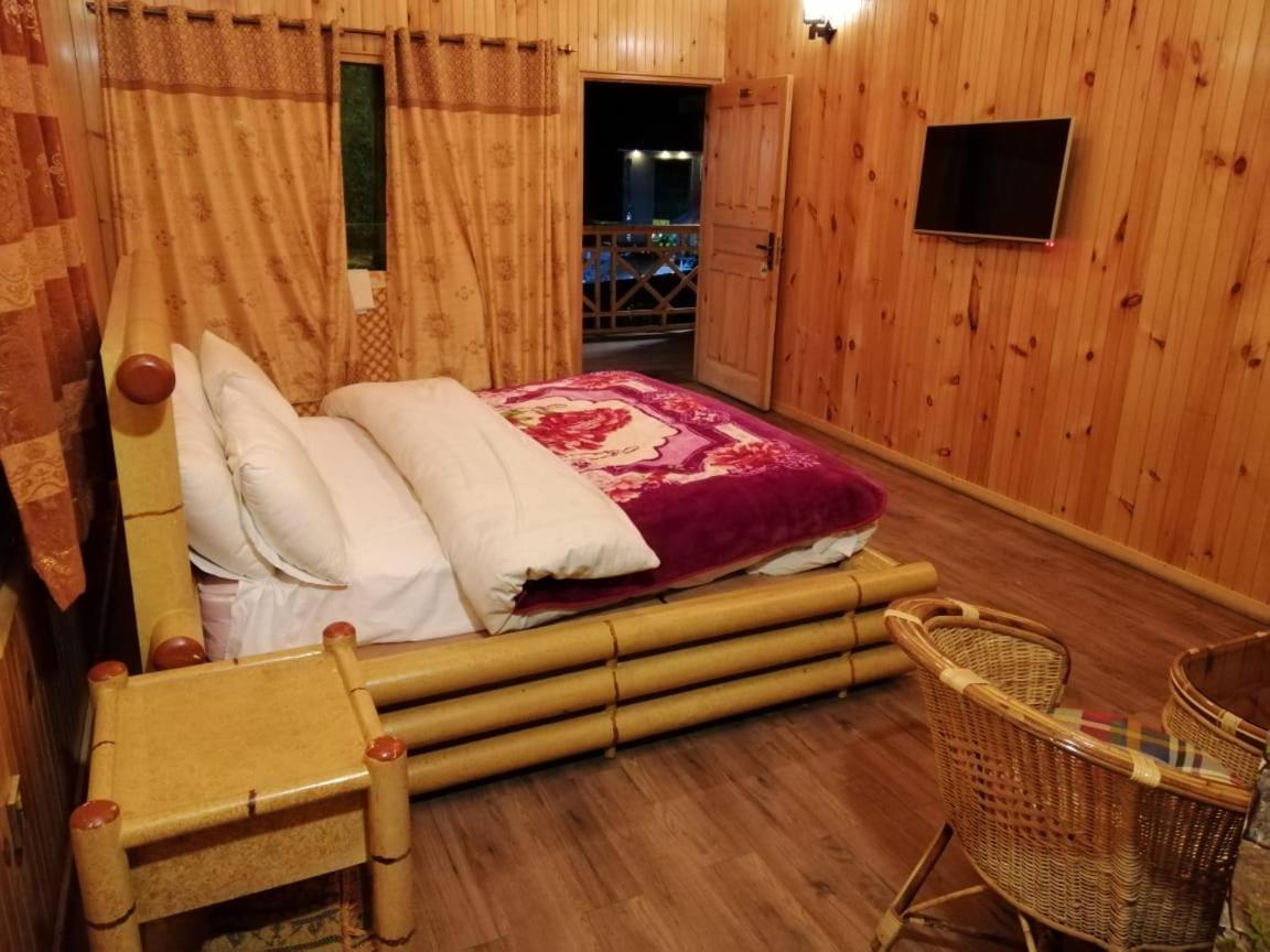 Swiss Wood Cottages 纳兰恩 外观 照片